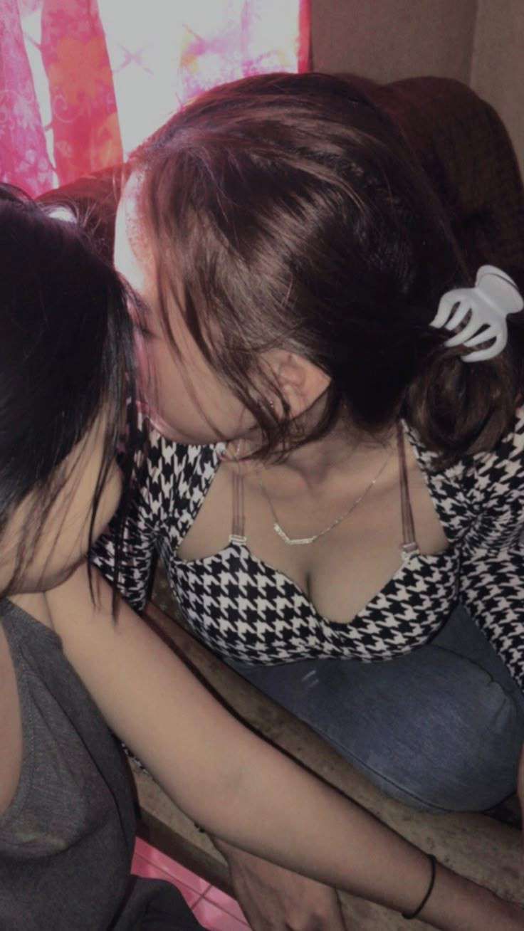 Openfans : 3some 2 cewe
