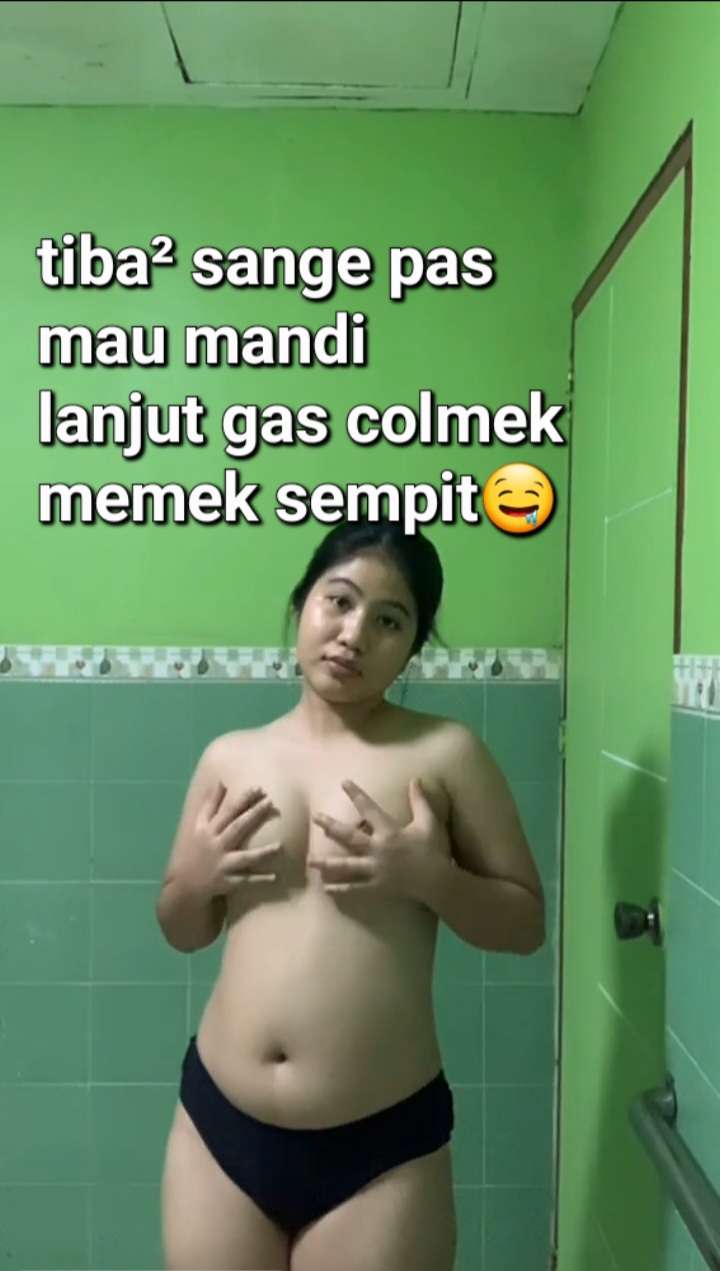 Openfans : Memek sempit