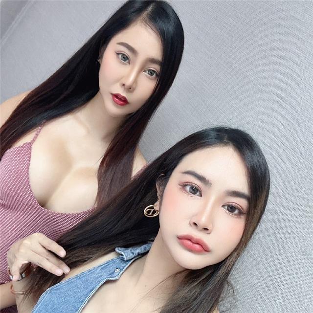 Openfans : Sexy  Live