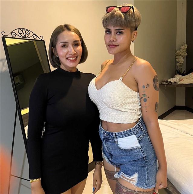 Openfans : เยฝรั่ง  