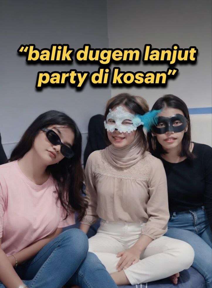 Openfans : Party di kost
