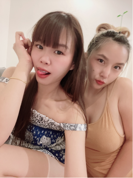 Openfans : 2สาวนานๆถอด