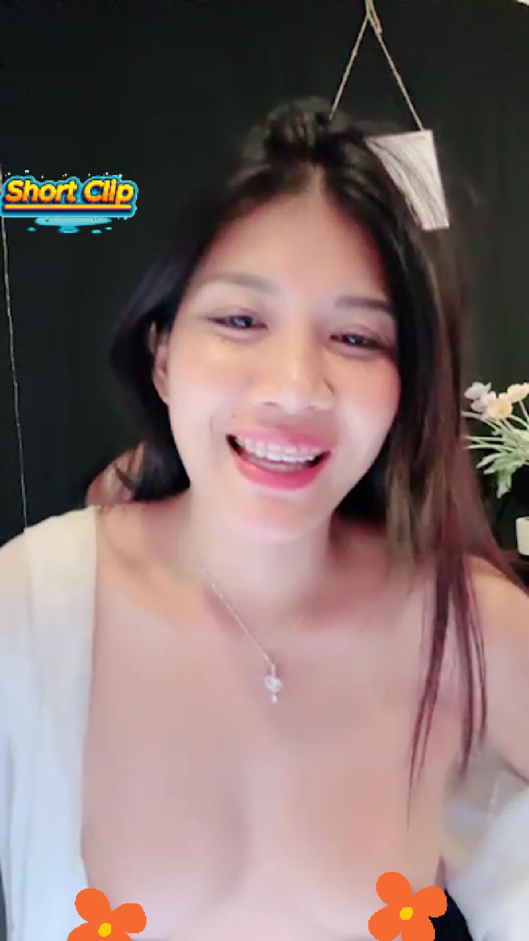 Openfans :  แฉะไปหมด โคตรดีย์  