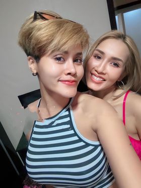 Openfans :  2สาวเยฝรั่ง 